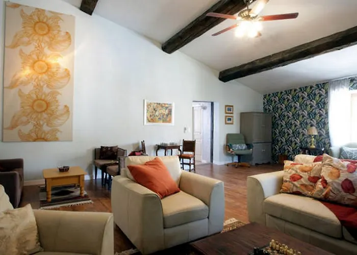 Maison de Textile Apartment
