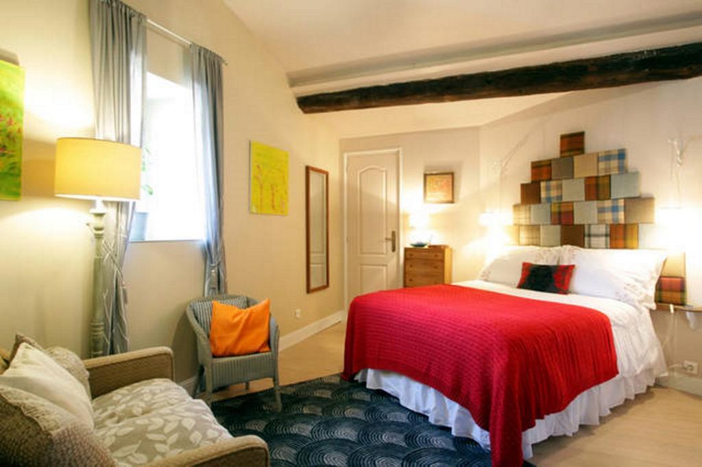 Maison De Textile *